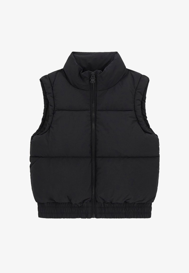 Melnā pūkainā veste ar augstu apkakli, priekšējo rāvējslēdzēju un elastīgu jostu. Iespējas: kviltots raksts un bez piedurknēm.