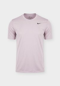 Unselected, light violet ore/black