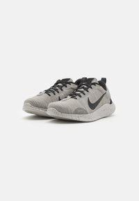Nike Performance - Obuwie do biegania treningowe