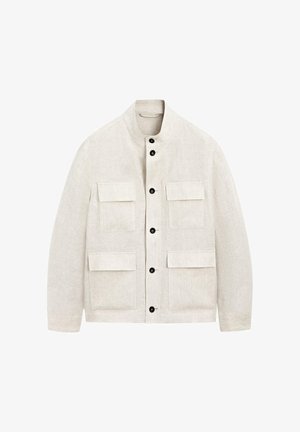 Veste beige clair en lin, avec un col montant, quatre poches avant et des boutons noirs sur le devant pour la fermeture.