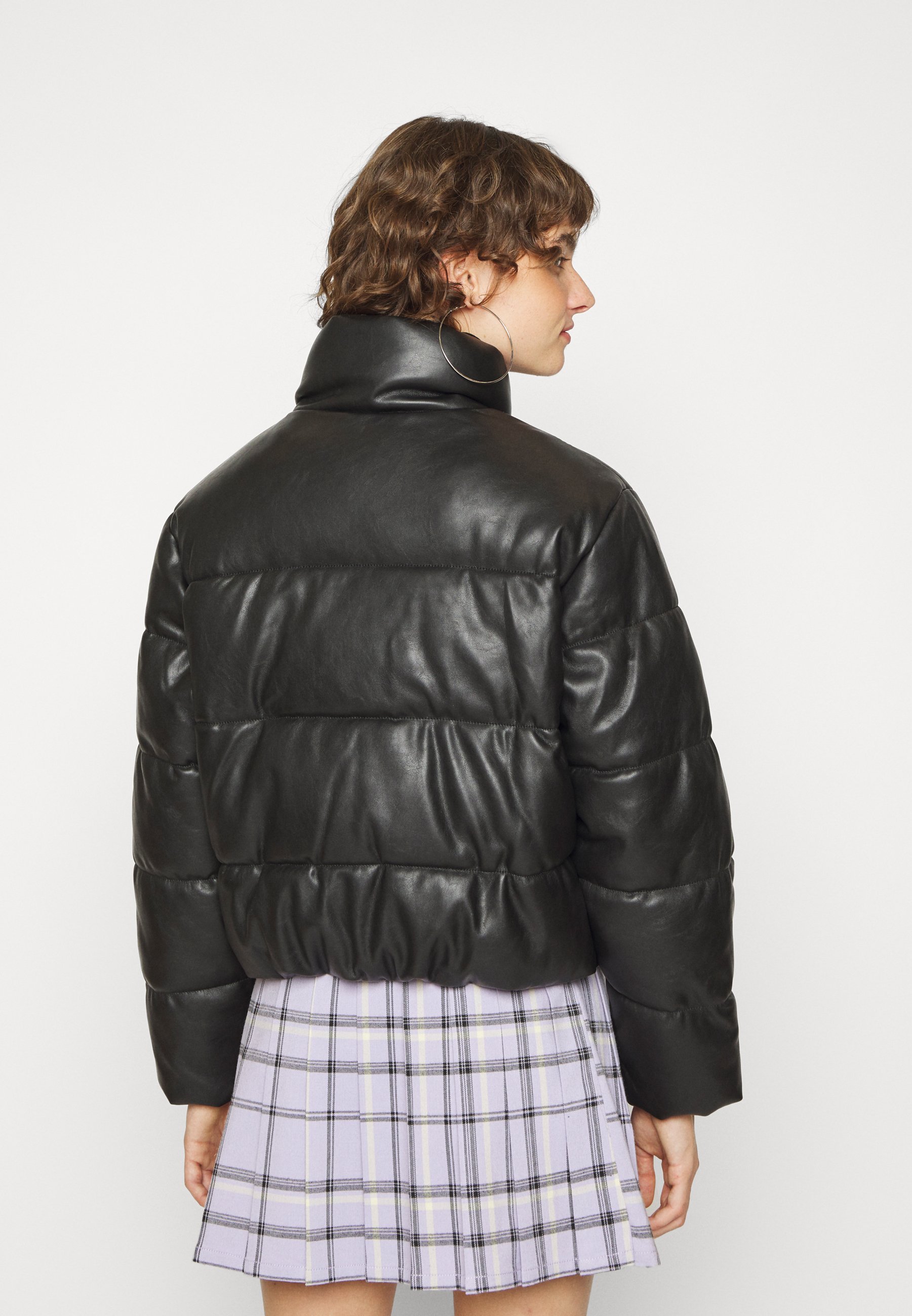 Karl Kani RETRO CROP PUFFER JACKET - Faux leather jacket - black