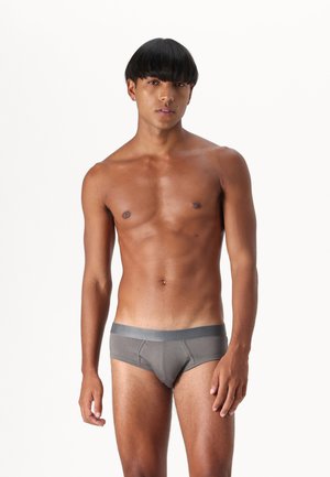 BRIEFS 3 PACK  - Trosor - black/sky grey/white