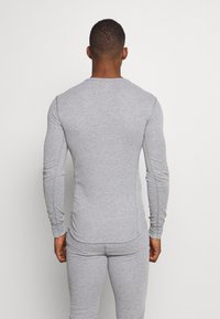ODLO CREW NECK ACTIVE WARM - Camisola interior - grey melange