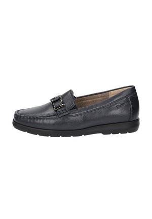Schwarze Lederloafers mit gesticktem Design, die an der Vorderseite mit einer silbernen Schnalle akzentuiert sind und eine niedrige, strukturierte Gummisohle haben.