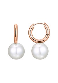Orecchini a cerchio in oro rosa con grandi perle bianche, caratterizzati da una superficie liscia e una finitura lucida. Il design include una chiusura a scatto sicura.