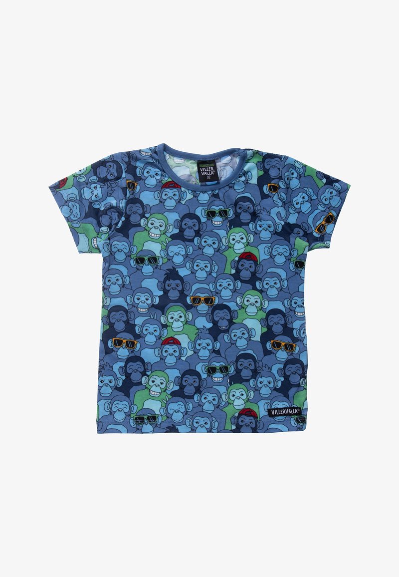 T-shirt bleu à manches courtes pour enfants, orné de motifs de visages de singes dessinés, certains portant des lunettes de soleil ou des casquettes rouges, avec une étiquette du logo Villervalla.