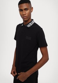 Versace Jeans Couture COLLAR GOTH - Polo shirt - black