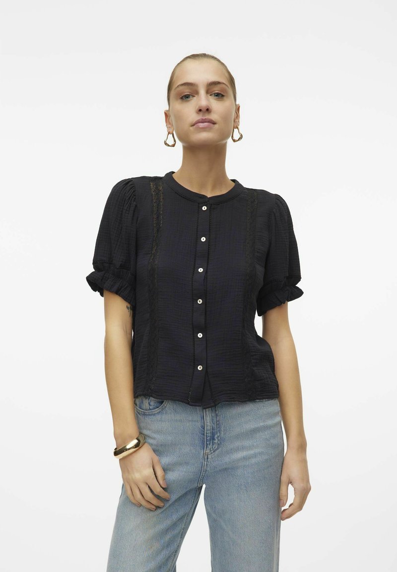 Vero Moda BLUSE - Blouse - black