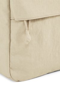 Puma Malý batoh  - prairie tan