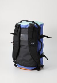 The North Face BASE CAMP DUFFEL - XS - Ranac - indigo plum-bright foam-papaya
