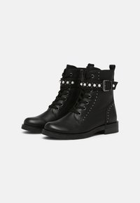 Marco Tozzi Botines camperos - black
