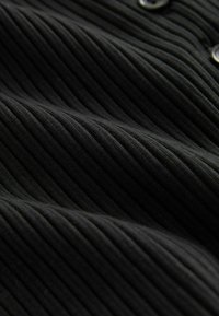Next REGULAR FIT - Strukirani kaput - black