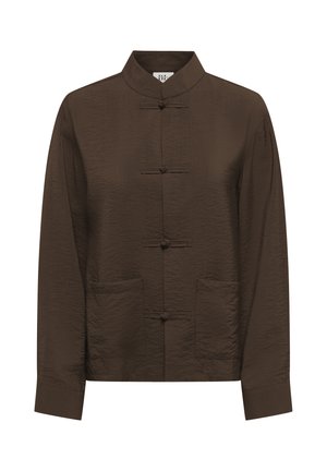 Veste marron foncé à manches longues avec col mandarin, fermeture à quatre boutons en grenouille et deux poches plaquées devant, tissu texturé.