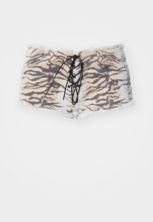 Jaded London TIGER PRINT HOT PANT - Džinsiniai šortai - brown