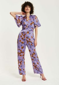 Liquorish FLORAL WIDE LEG WITH  SLEEVES - Jumpsuit - purple