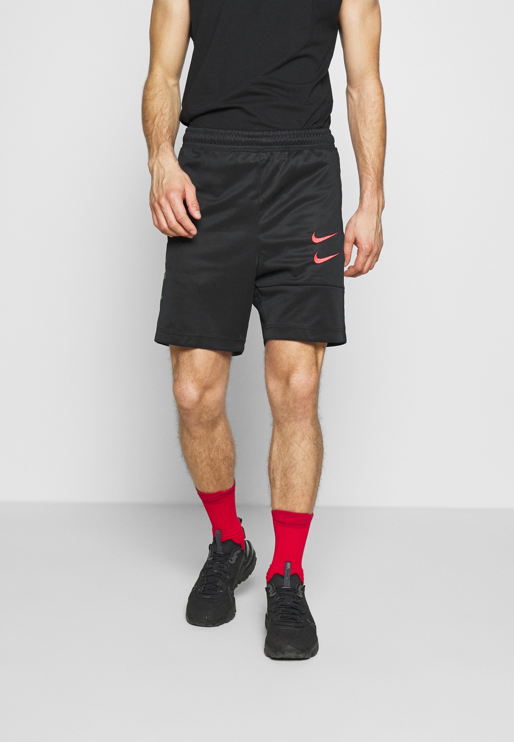 tracksuit shorts nike
