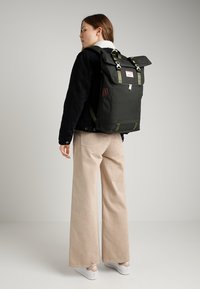 Doughnut CHRISTOPHER - Mochila - charcoal