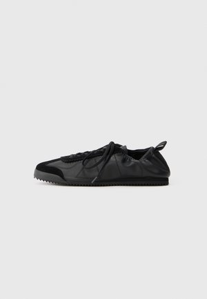 KENNY RUNNER - Sneaker low - black