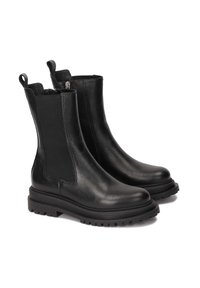 Botas de tobillo de cuero negro con paneles laterales elásticos, un acabado liso y una suela de goma gruesa con un patrón de relieve.