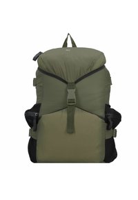 Grüner und schwarzer Rucksack aus Nylon mit runder Oberseite, verstellbaren Trägern, Seitentaschen und einem Frontschnallenverschluss.