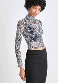 HUGO DASORI - Tops ar garām piedurknēm - open miscellaneous