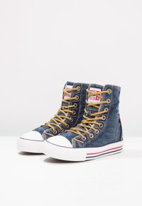 Levi's® ORIGINAL NBA - High-top trainers - blue denim