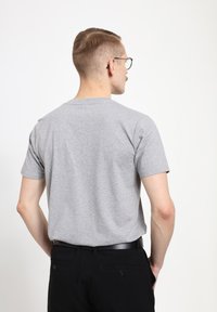 Henry Tiger DUKE SONS TALKING ABOUT FISHING - Camiseta estampada - heather grey