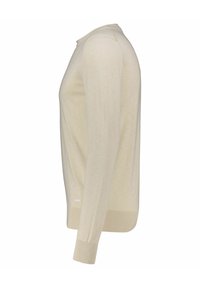 Beżowy sweter dzianinowy z długim rękawem, z prążkowanymi mankietami i dołem, przedstawiony z boku na jednolitym białym tle.