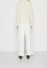 VILA Stickad tröja - off-white