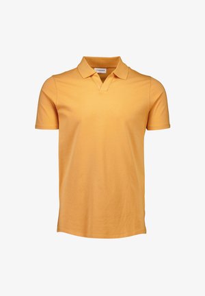 Koszulka polo w jasnym żółtym kolorze, wykonana z miękkiej bawełny, z płaskim kołnierzykiem i krótkimi rękawami, o klasycznym kroju i bez widocznych wzorów.