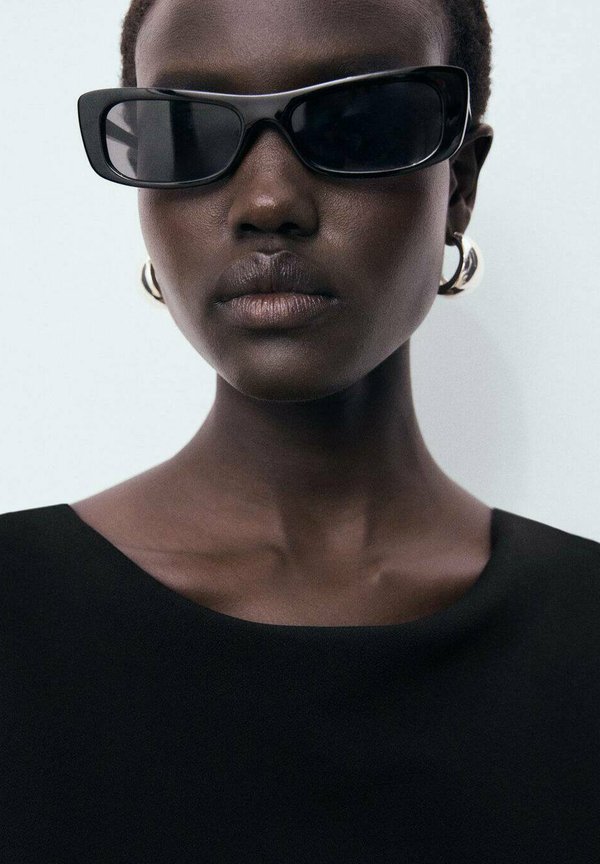 OPEN BACK - Shift dress4