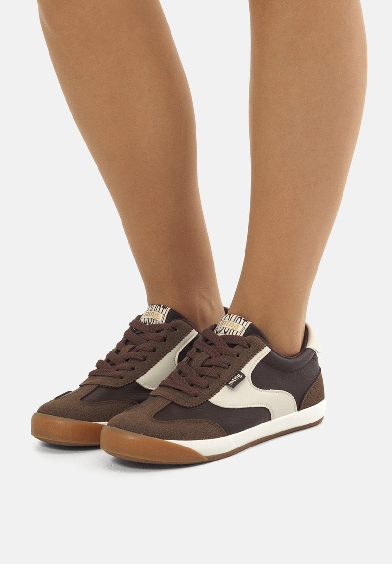 mtng SNEAKERS - Zapatillas - marron