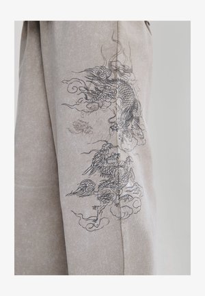Ed Hardy, WOMENS GOTHIC DRAGON STONE WASH RELAXED JOGGERS - Tracksuit bottoms - grey