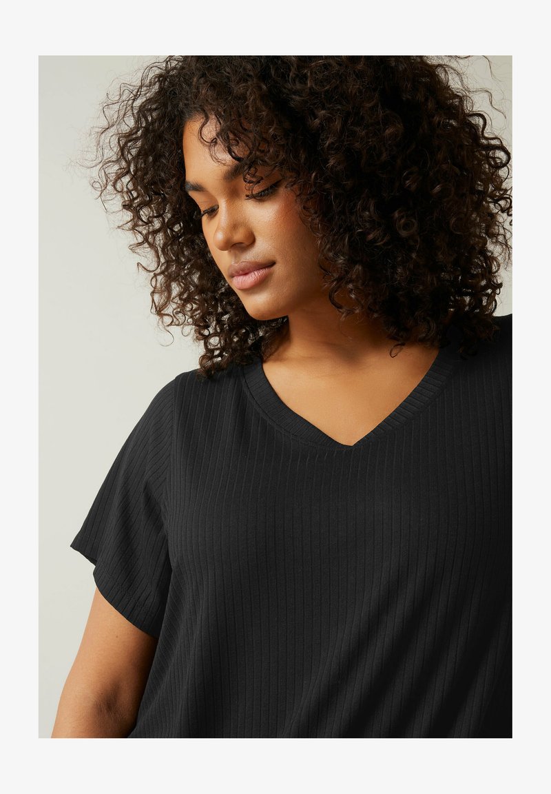 Evan Basic Evans PLUS SIZE SHORT SLEEVE - T-shirt basic - black/antraciet - Zalando.nl
