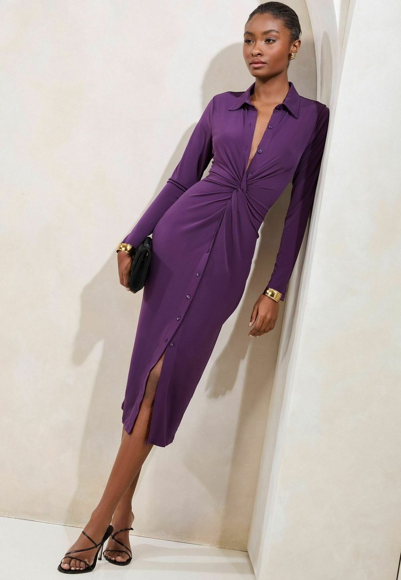 black long sleeve dress with gold zipper Black & Gold Long Sleeve Metallic Maxi Dress - Event Dresses