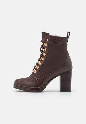 Bottines à plateau - brown