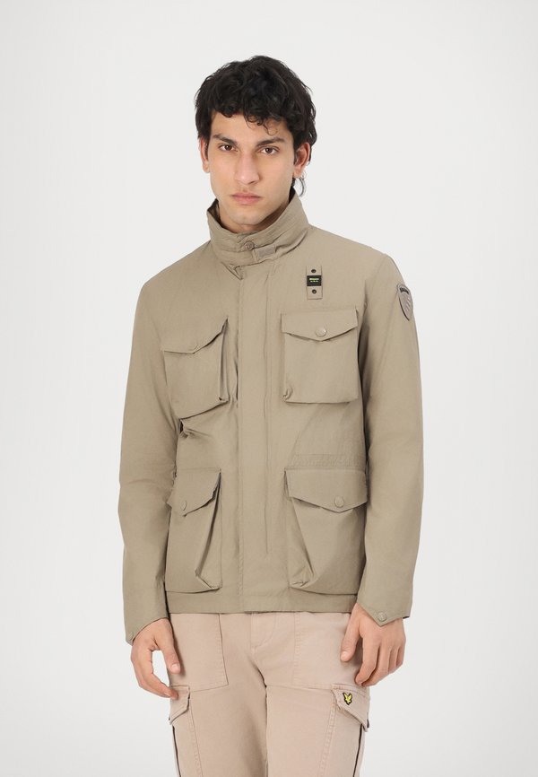 ABBOTSFORD - Light jacket - beige