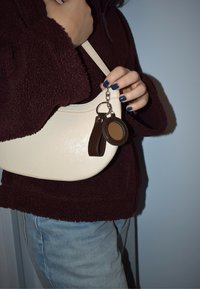 HVISK MIRROR - Võtmehoidjad - espresso