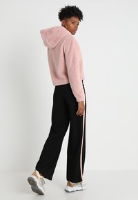 Urban Classics LADIES SHORT HOODY - Felpa con cappuccio - rose