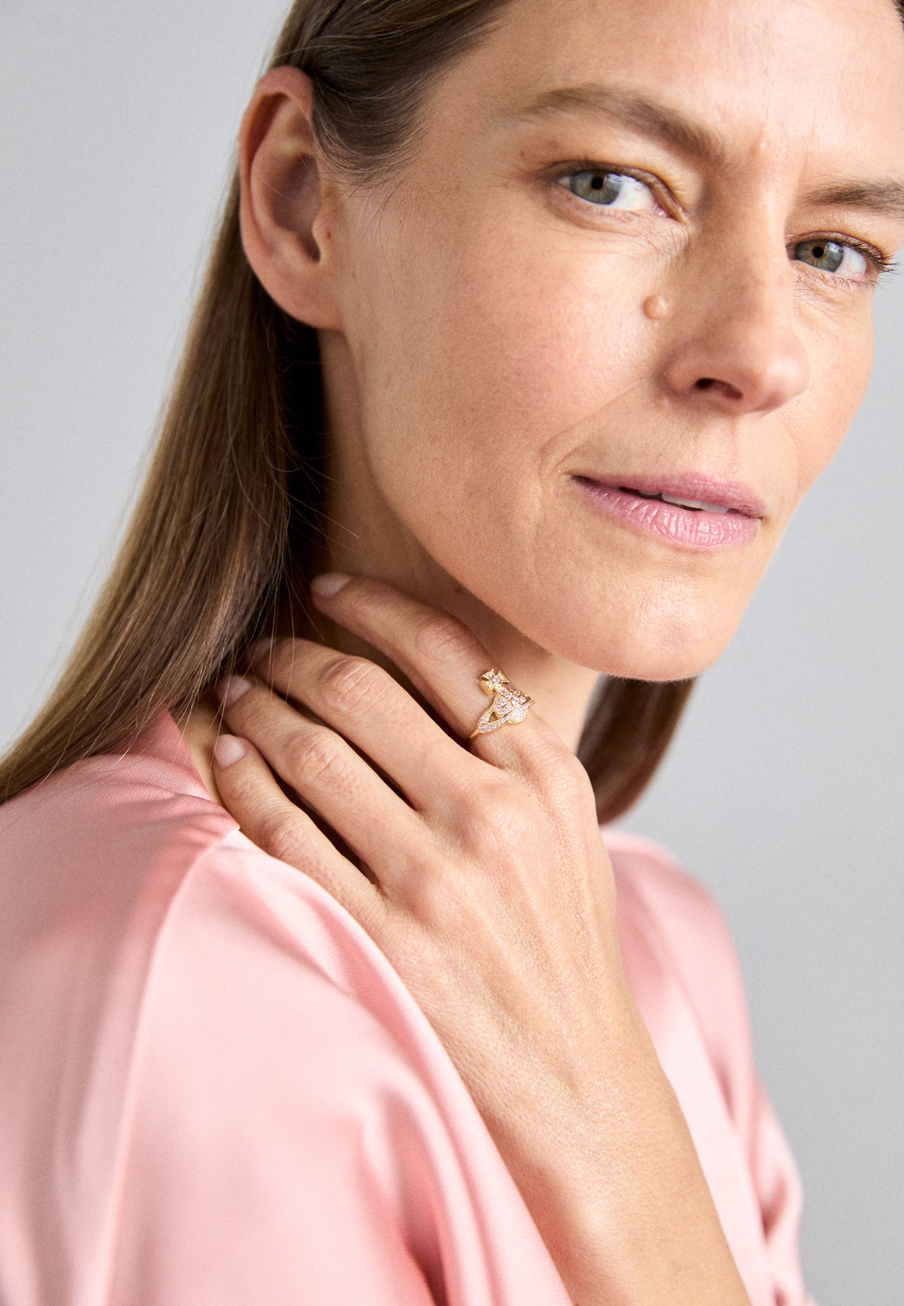 Vivienne Westwood Jacinda Orb Ring xsサイズ Vivienne Westwood Jacinda Orb Ring xsサイズ - メルカリ