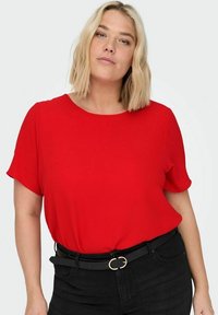 ONLY Carmakoma CARVICA LIFE  - T-shirt con stampa - high risk red