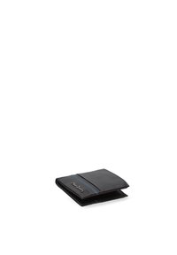 Zwarte leren portemonnee met blauwe accentstiksels, een bi-fold ontwerp met kaarthouders en een reliëflogo aan de voorkant.