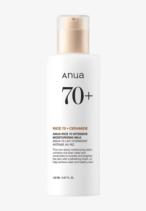 Bouteille blanche de 200 ml de lait hydratant Anua Rice 70+ Ceramide avec un distributeur beige sur fond blanc.