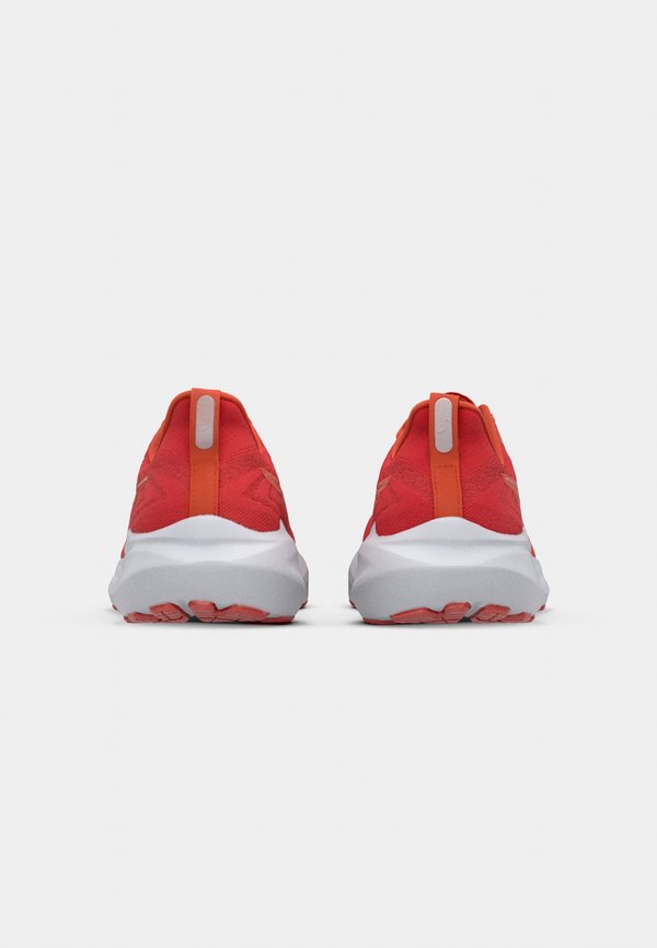 GT-2000 13 - Road running shoes3