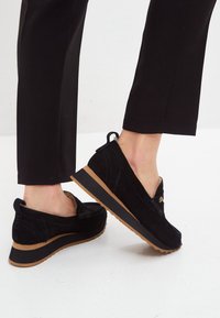 Cesare Gaspari COMFORT - Mockasiner - black