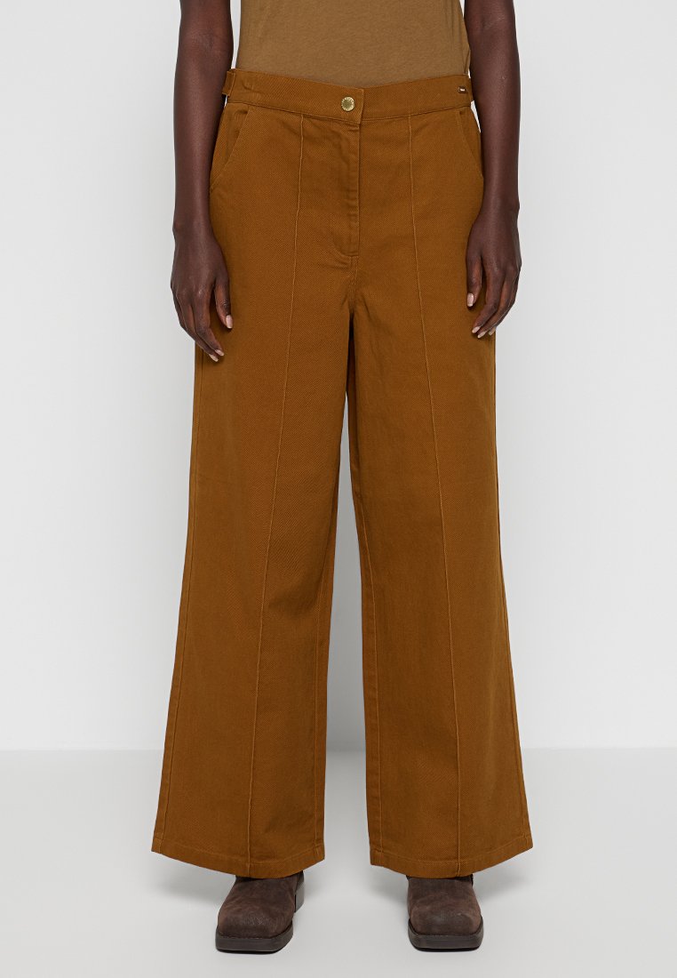 Barbour Broek okergeel Barbour Broek okergeel