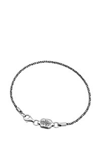 Silvertrådat armband med en dekorativ lås som har en präglad rosdesign. Slät yta med en glänsande finish.