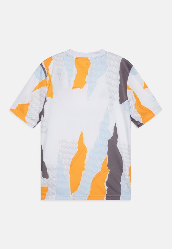 REAL MADRID 24/25 PRE-MATCH KIDS - Club wear2