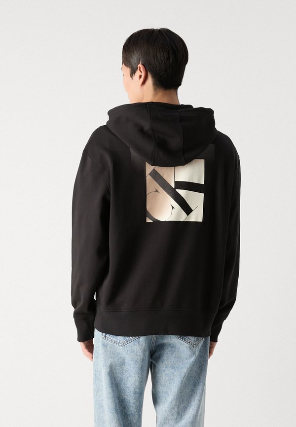 SOFT LAYERED MONOGRAM  - Sweatshirt4