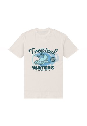 Lysefarvet bomulds T-shirt med grafik af en hammerhaj, med teksten "Tropical Waters" og "island 1967" i teal og marinblå.